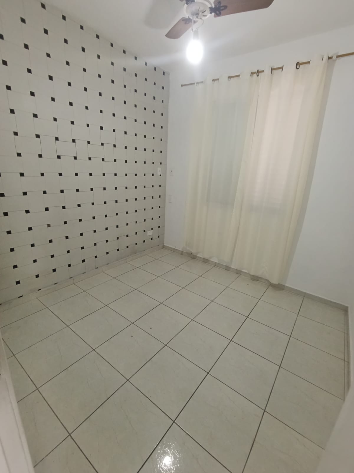 Foto do Imóvel - Lindo Sobrado em Village 03 dorms no Embaré em Santos/SP