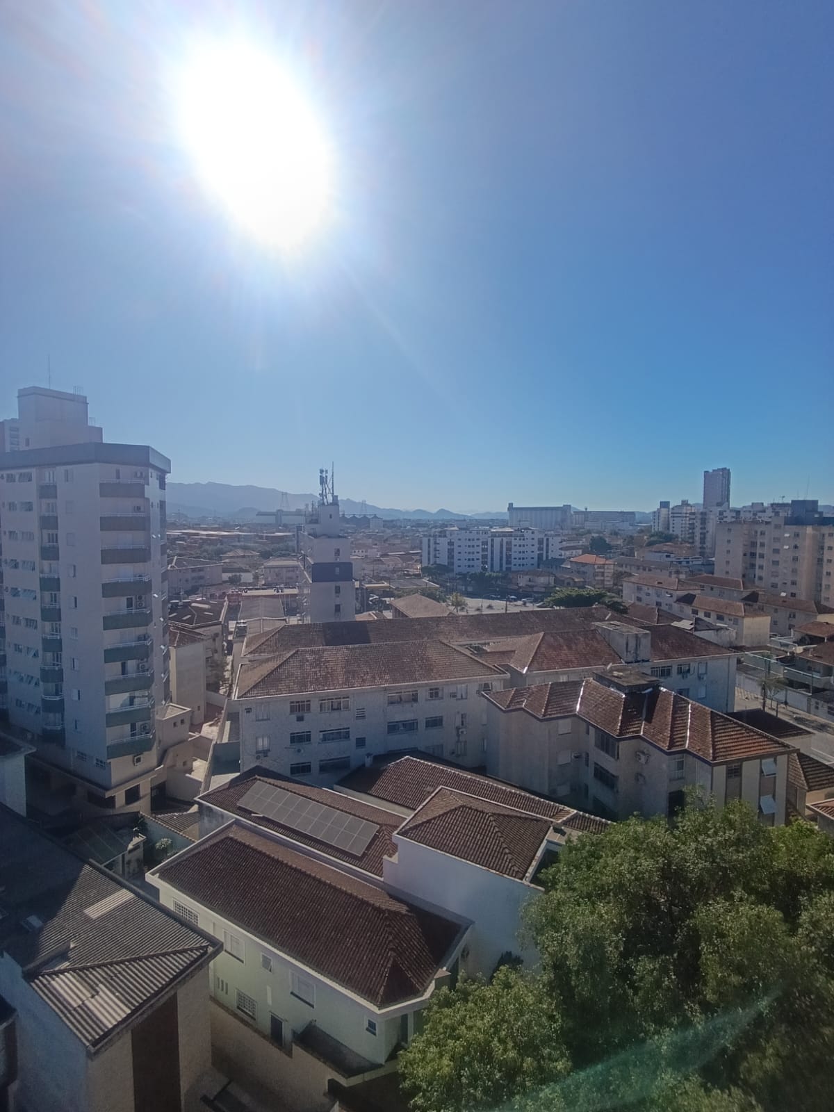 Foto do Imóvel - Oportunidade 02 dorms com elevador e Vaga no Embaré em Santos/SP