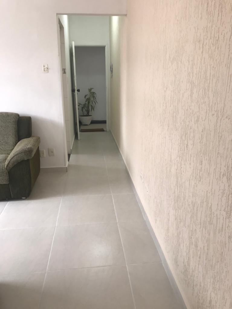Foto do Imóvel - OPORTUNIDADE 02 DORMS C/ SACADA NO EMBARÉ EM SANTOS/SP