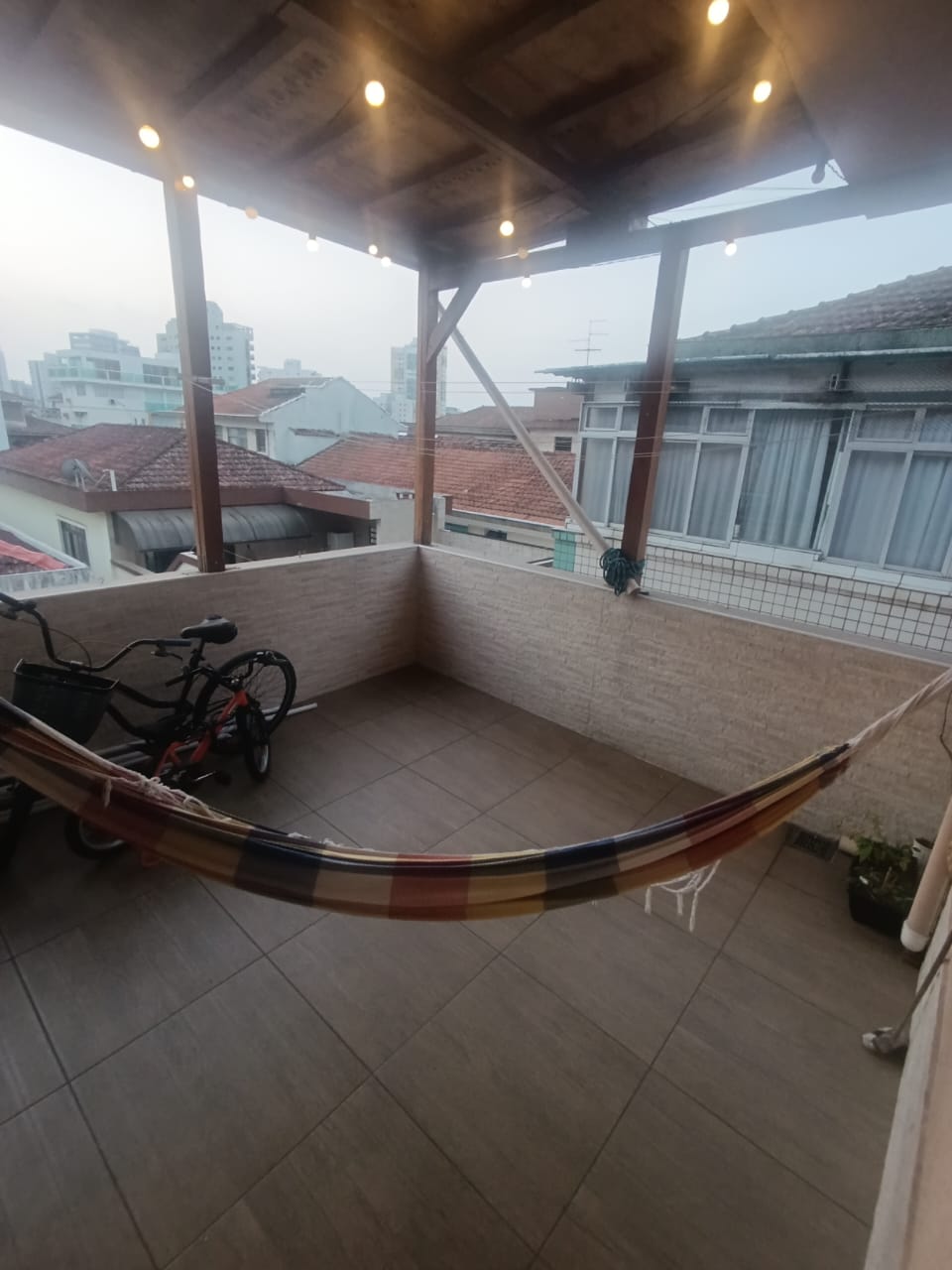 Foto do Imóvel - Lindo apto 03 dorms Cobertura com lazer no Embaré em Santos/SP