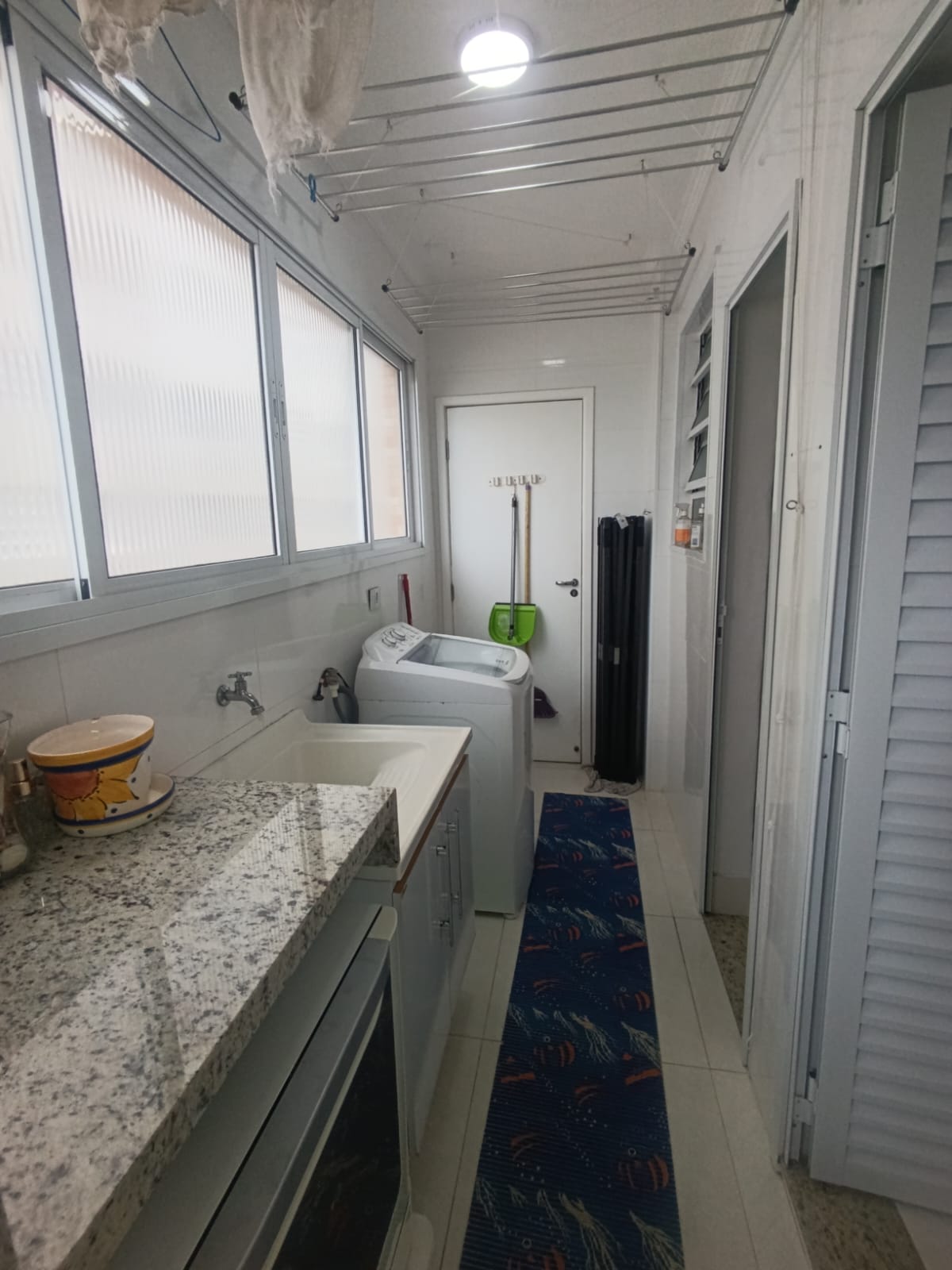 Foto do Imóvel - Apto de 03 dorms + dep. emprega com vista mar e 02 vagas no Embaré em Santos/SP