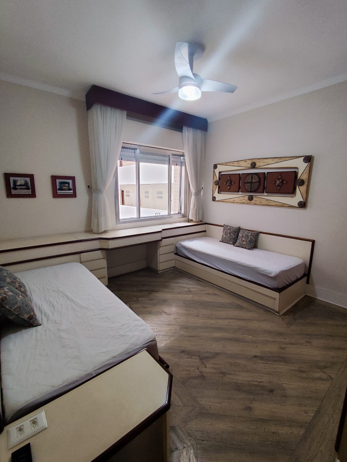 Foto do Imóvel - MARAVILHOSA VISTA EM APARTAMENTO 3 DORMS NO EMBARÉ EM SANTOS/SP