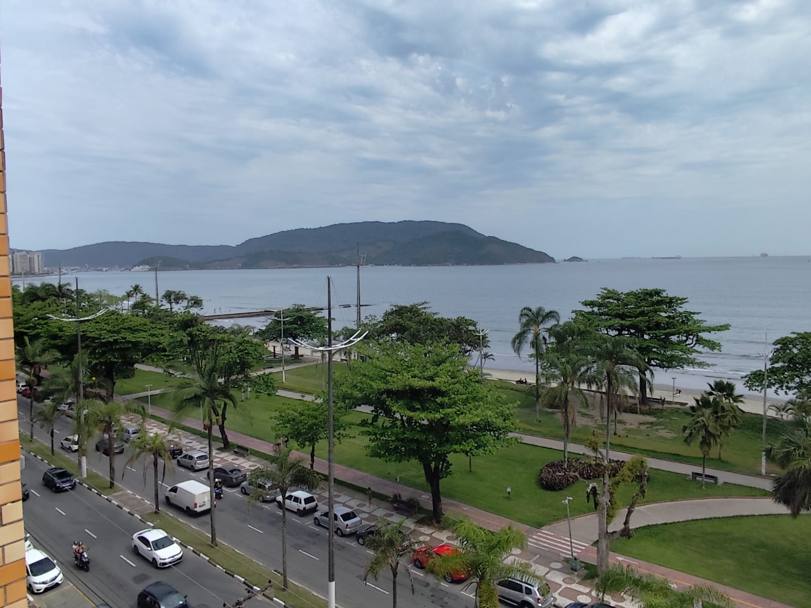 Foto do Imóvel - MARAVILHOSA VISTA EM APARTAMENTO 3 DORMS NO EMBARÉ EM SANTOS/SP