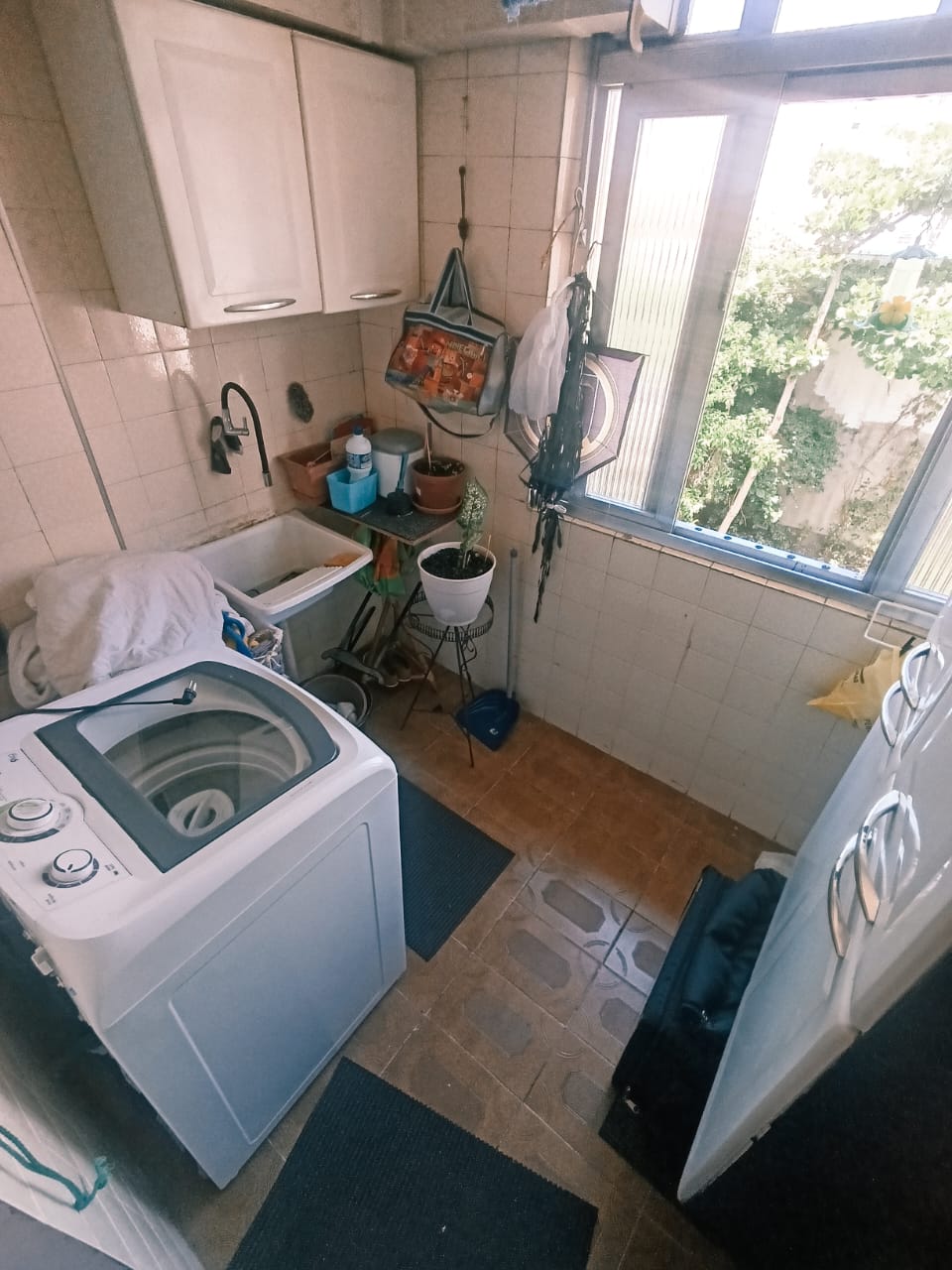 Foto do Imóvel - 02 DORMS APENAS 2 QUADRAS DA PRAIA DO EMBARÉ EM SANTOS/SP