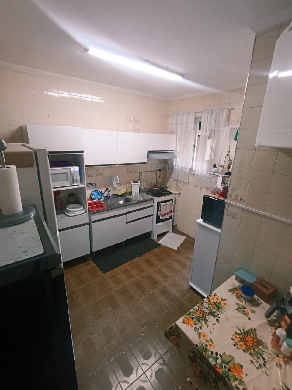 Foto do Imóvel - 02 DORMS APENAS 2 QUADRAS DA PRAIA DO EMBARÉ EM SANTOS/SP