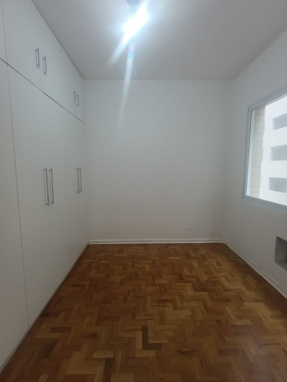 Foto do Imóvel - Apto 01 dorm em excelente localização na Pompeia em Santos/SP