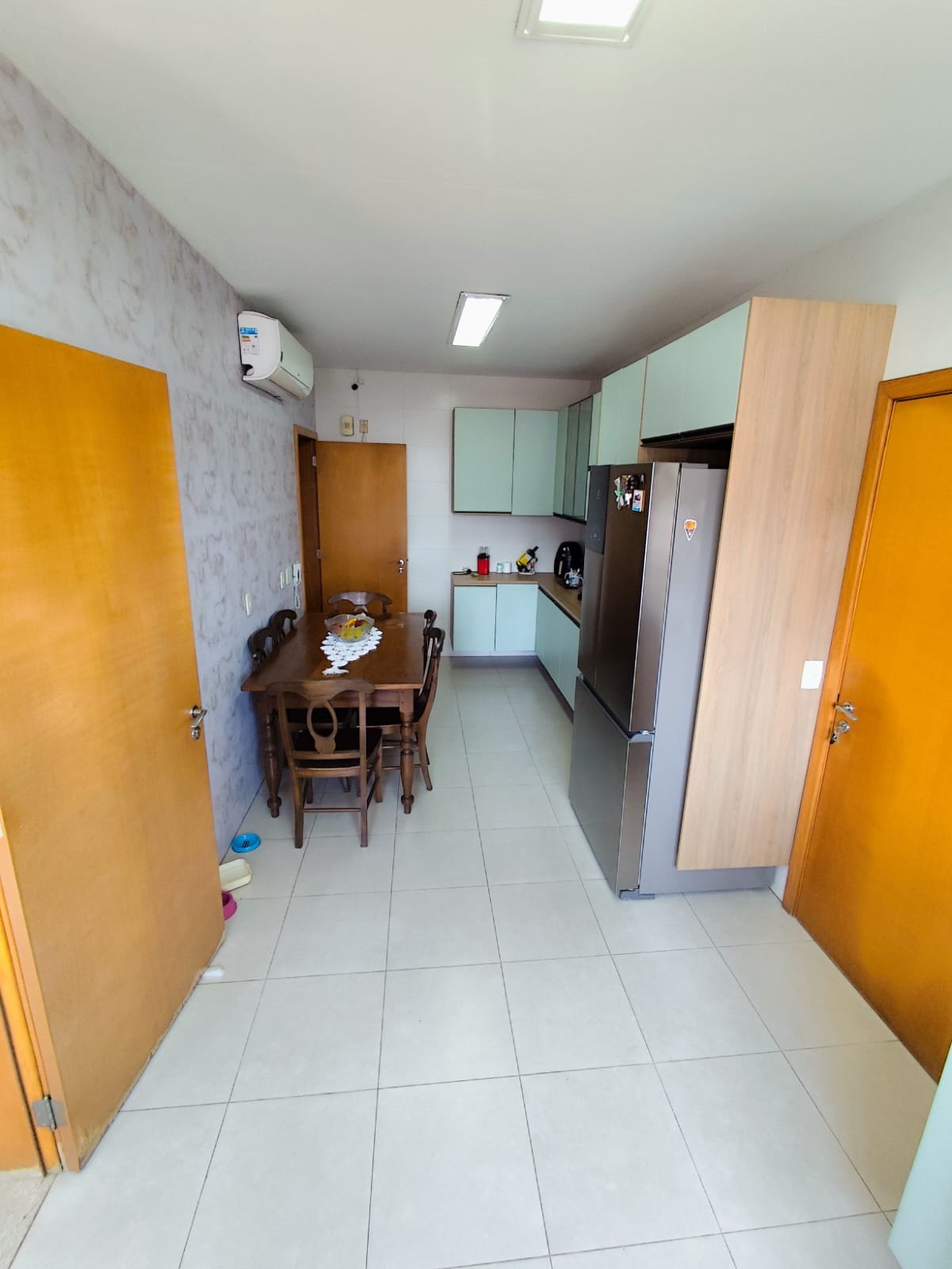 Foto do Imóvel - Lindo Apto. 03 dorms + dep. completa e lazer na Pompeia em santos/SP