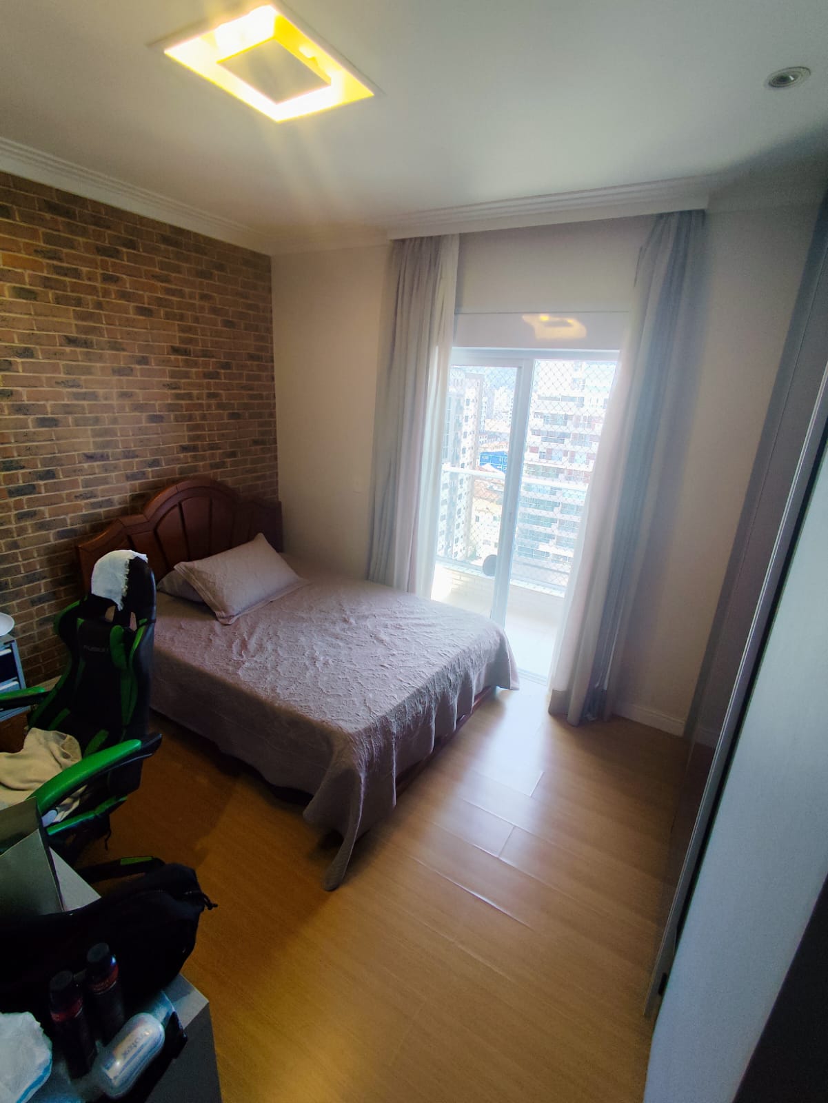 Foto do Imóvel - Lindo Apto. 03 dorms + dep. completa e lazer na Pompeia em santos/SP