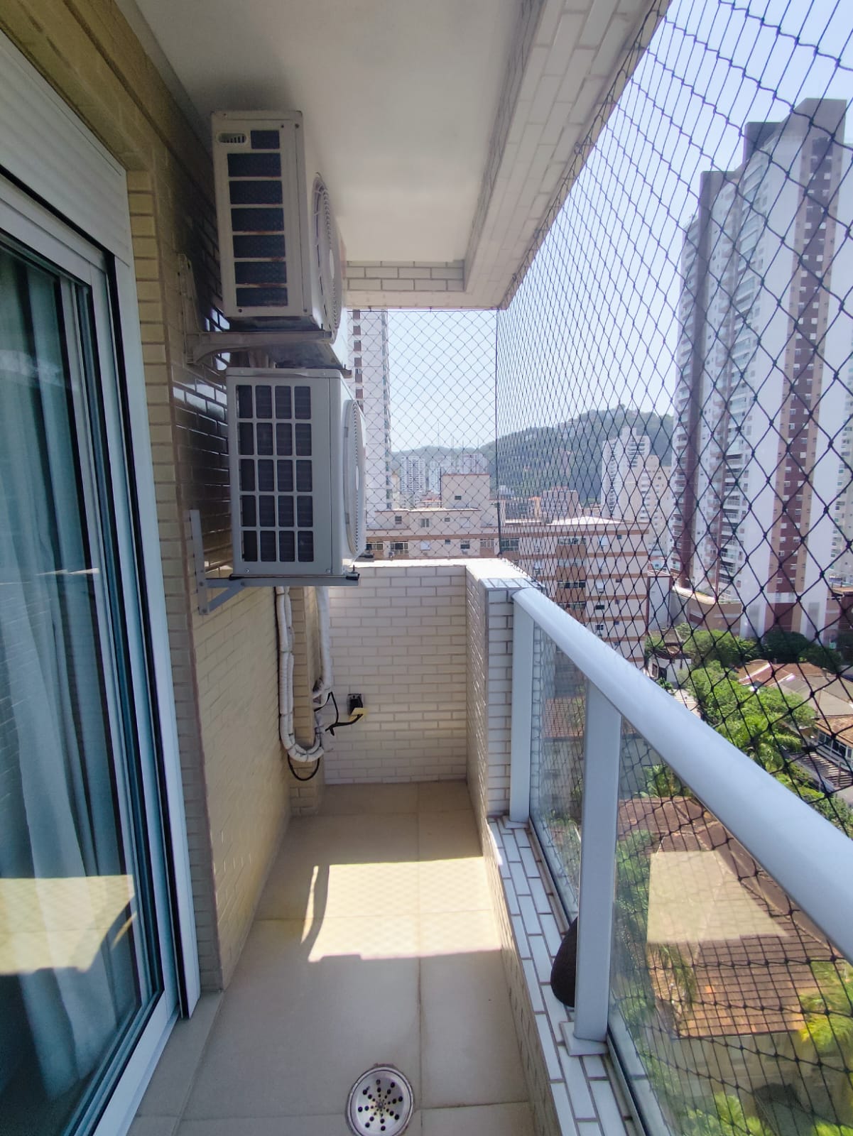 Foto do Imóvel - Lindo Apto. 03 dorms + dep. completa e lazer na Pompeia em santos/SP