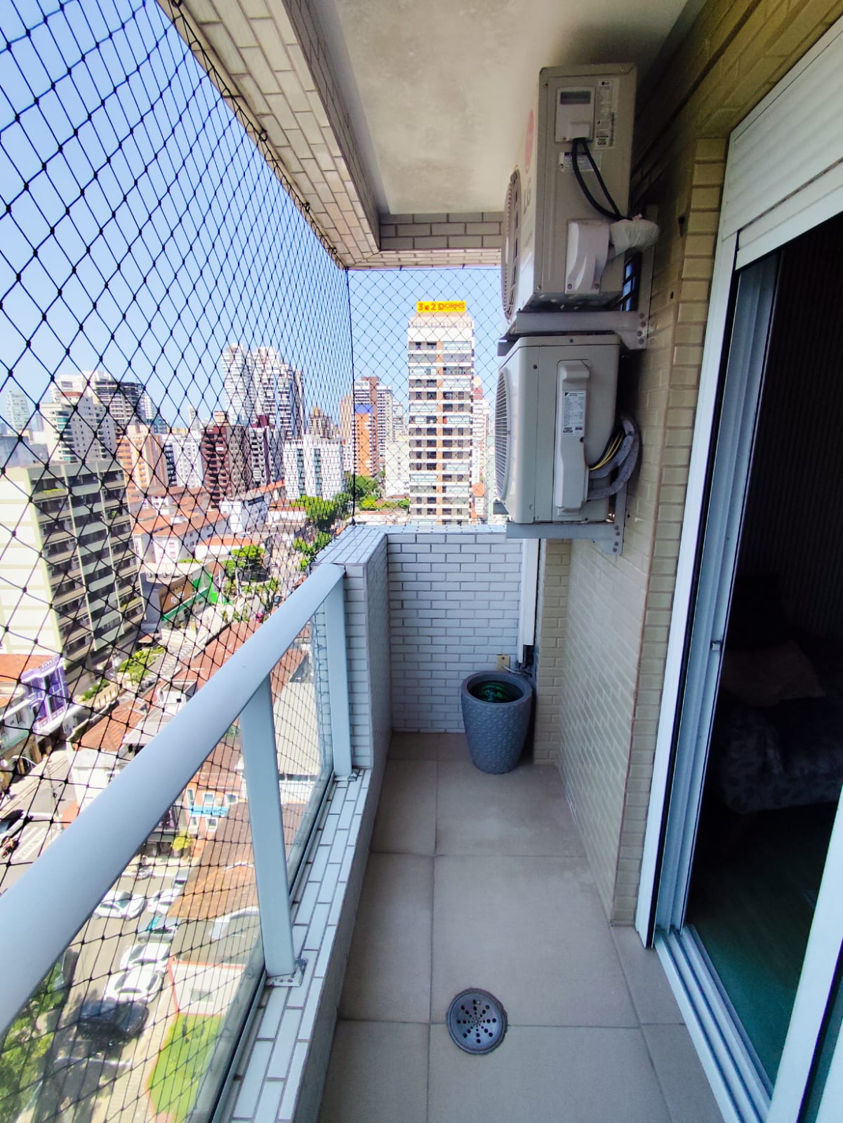 Foto do Imóvel - Lindo Apto. 03 dorms + dep. completa e lazer na Pompeia em santos/SP