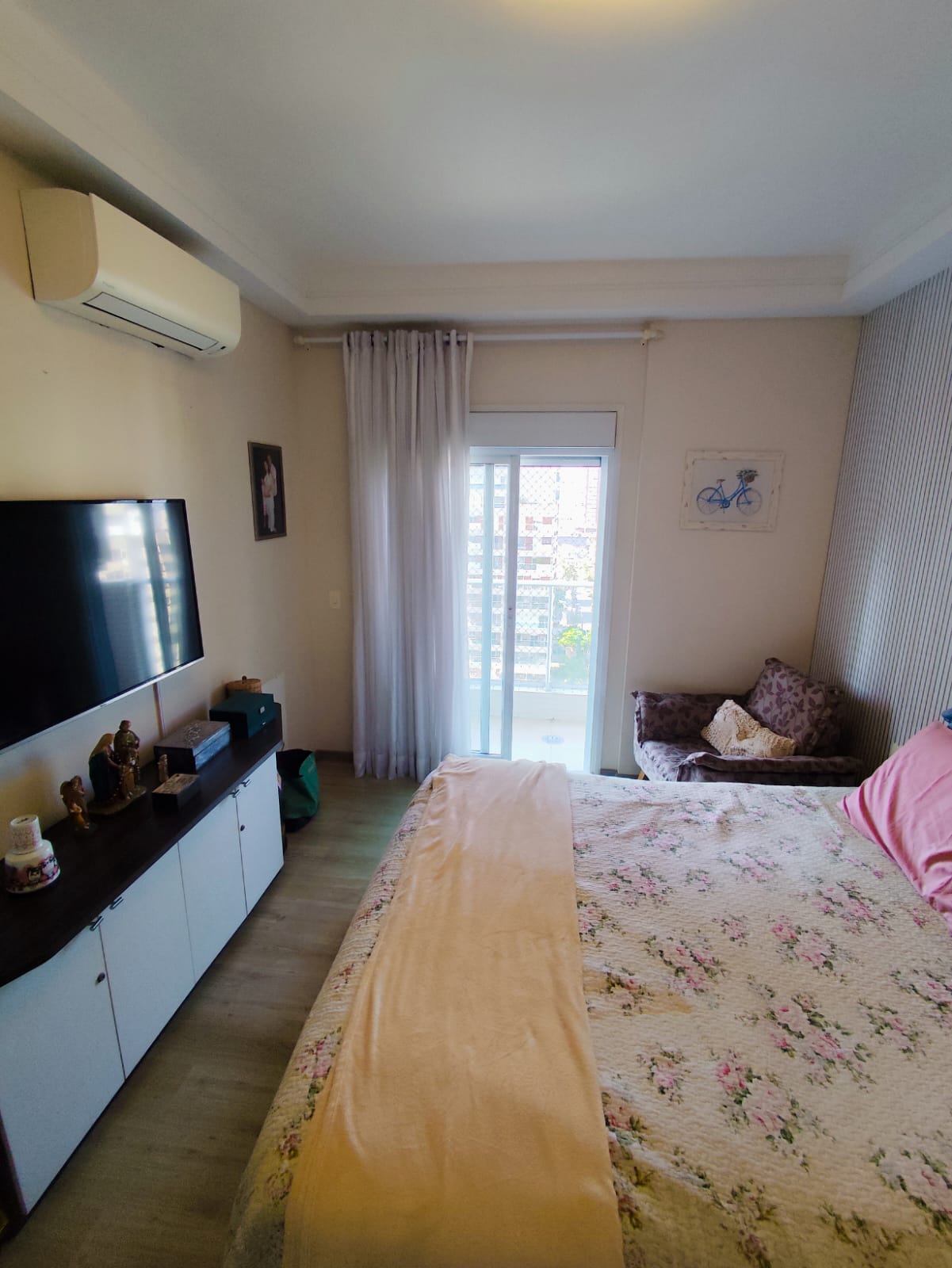 Foto do Imóvel - Lindo Apto. 03 dorms + dep. completa e lazer na Pompeia em santos/SP