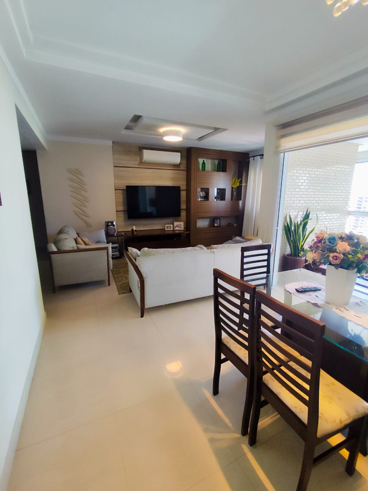 Foto do Imóvel - Lindo Apto. 03 dorms + dep. completa e lazer na Pompeia em santos/SP