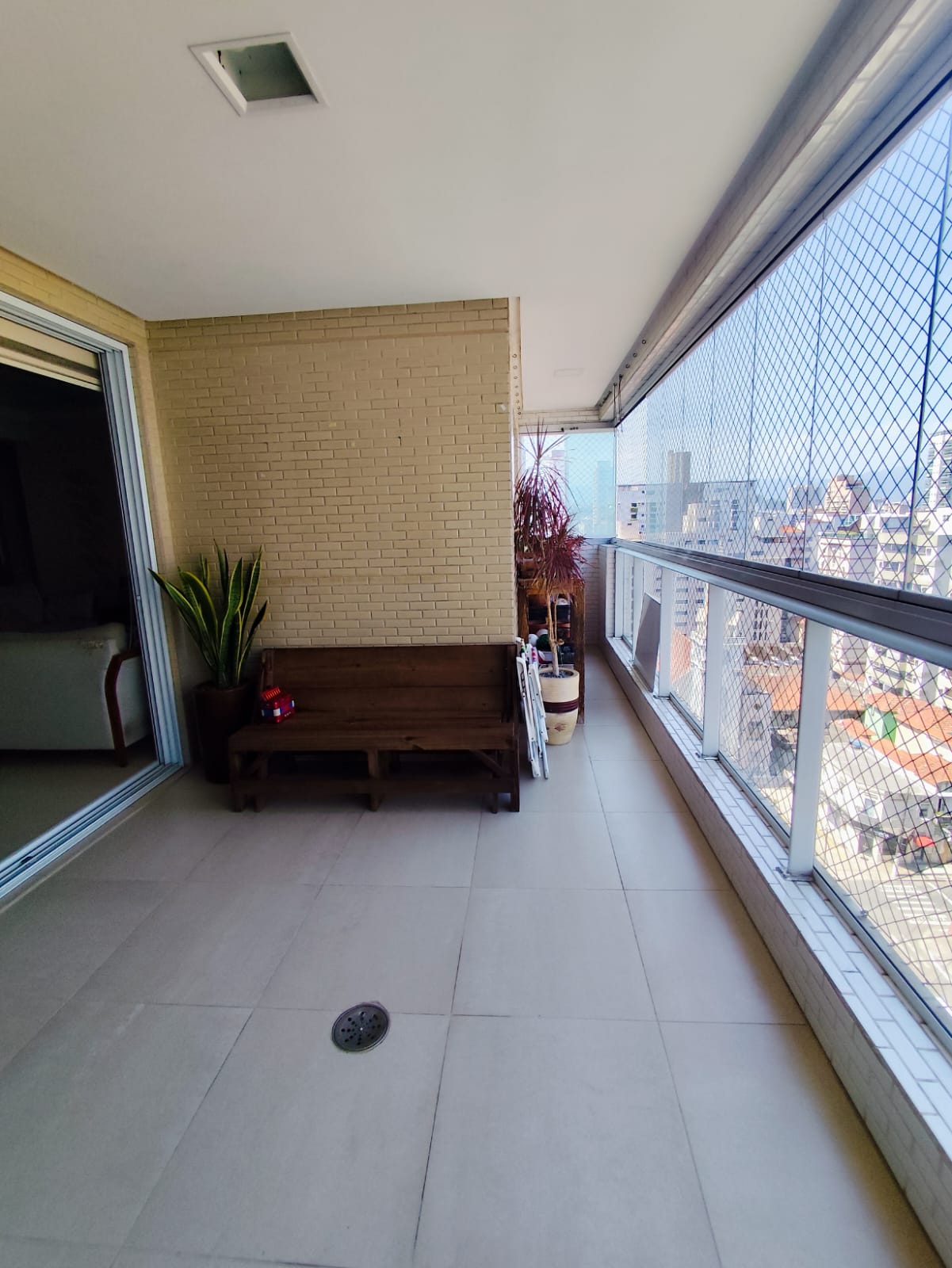 Foto do Imóvel - Lindo Apto. 03 dorms + dep. completa e lazer na Pompeia em santos/SP