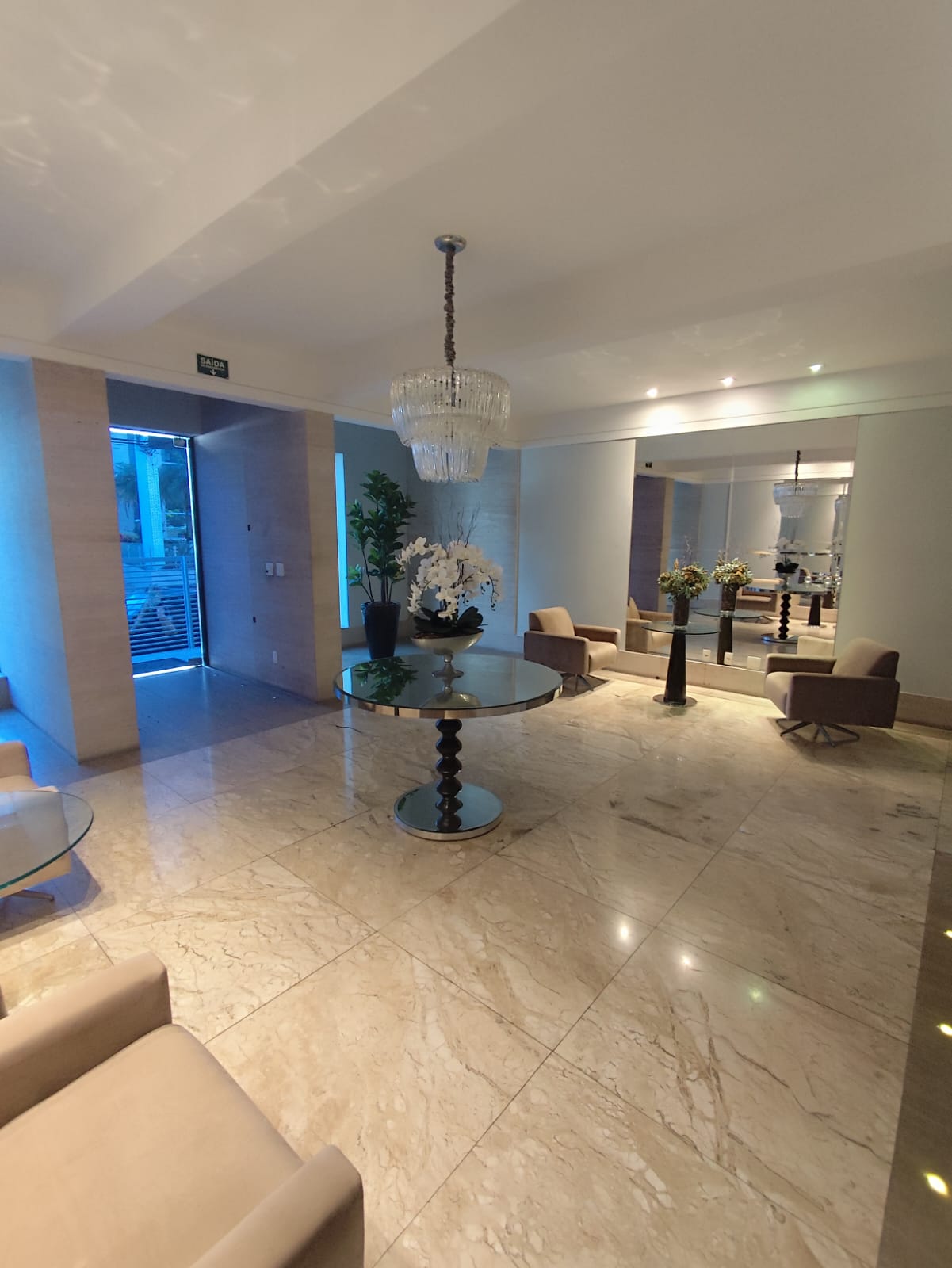 Foto do Imóvel - Lindo Apto. 03 dorms + dep. completa e lazer na Pompeia em santos/SP