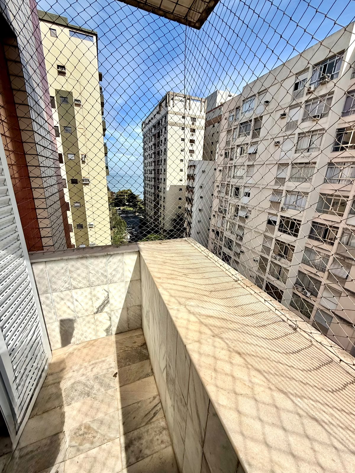 Foto do Imóvel - OPORTUNIDADE 02 DORMS DE FRENTE NA APARECIDA EM SANTOS /SP