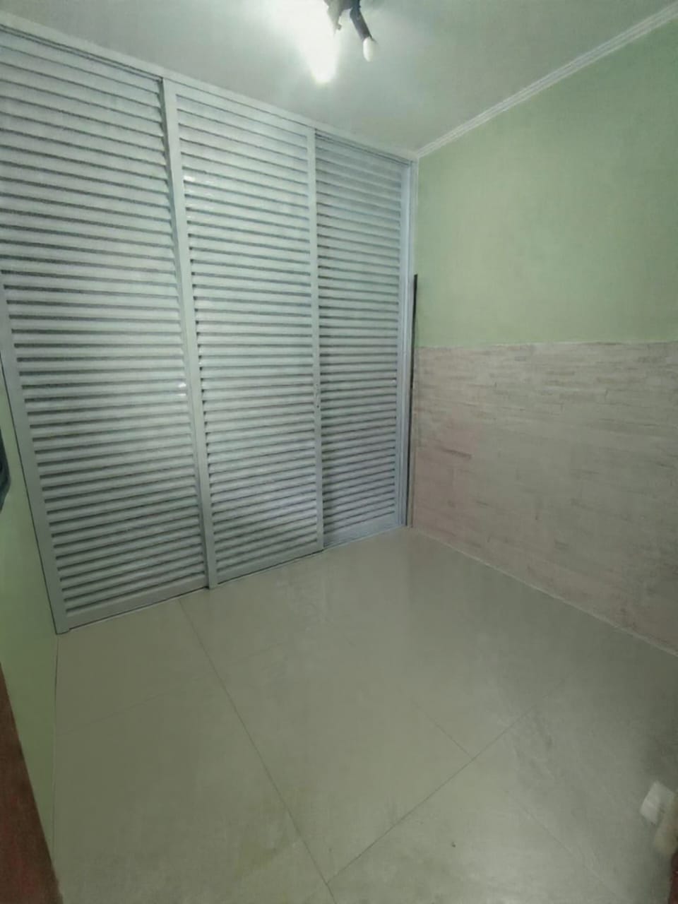 Foto do Imóvel - LINDA CASA 06 DORMS COM LAZER NO EMBARÉ EM SANTOS/SP