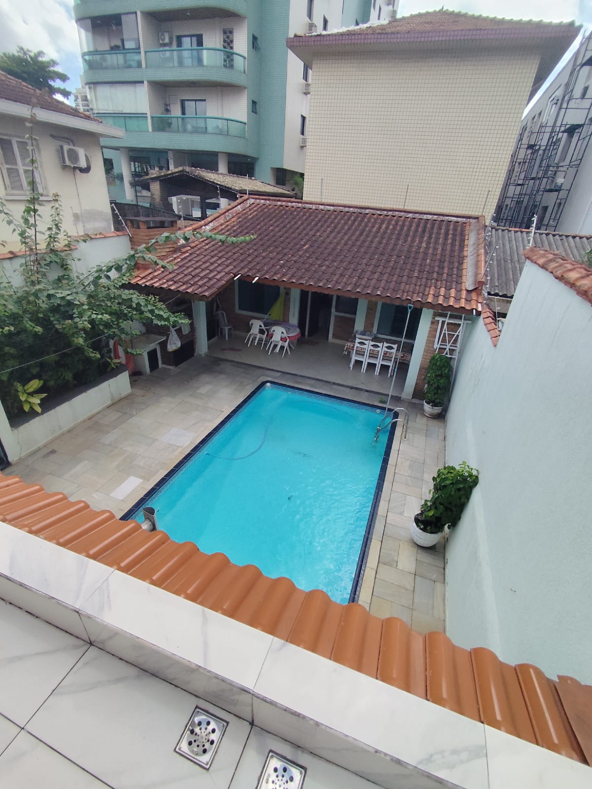 Foto do Imóvel - LINDA CASA 06 DORMS COM LAZER NO EMBARÉ EM SANTOS/SP