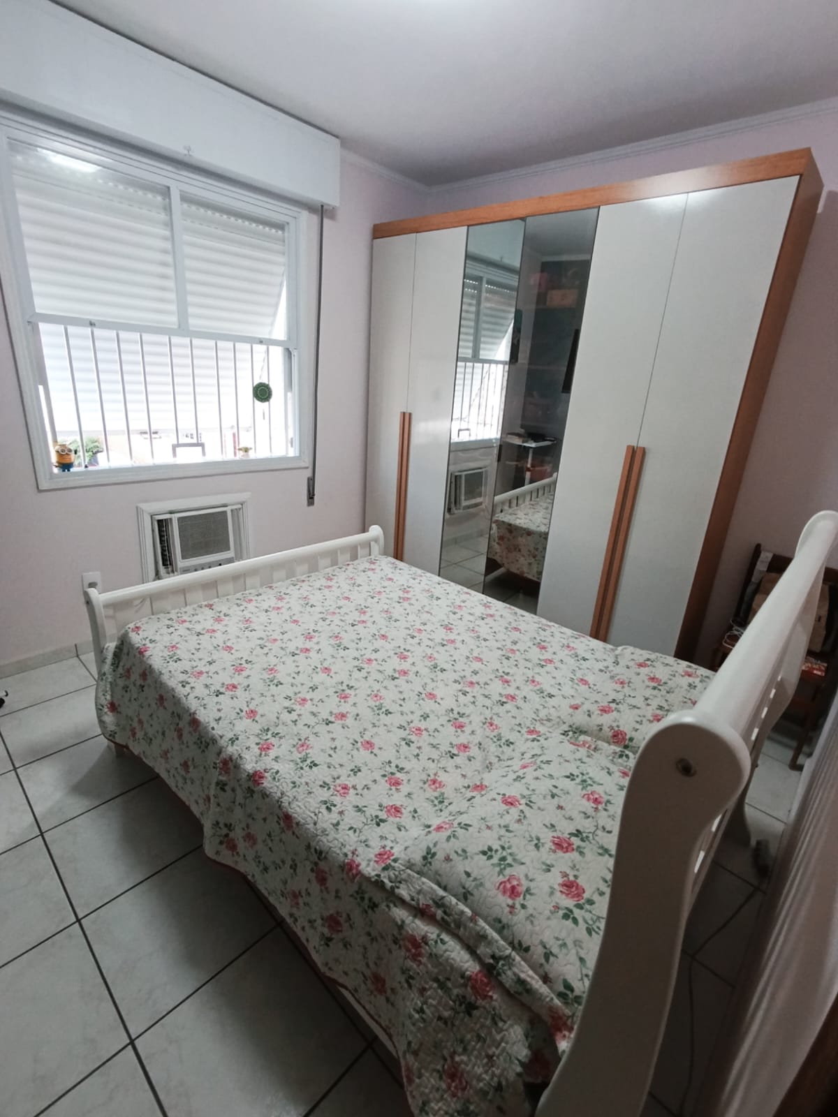 Foto do Imóvel - 02 dorms sendo 1 suíte e garagem fechada em Santos/SP