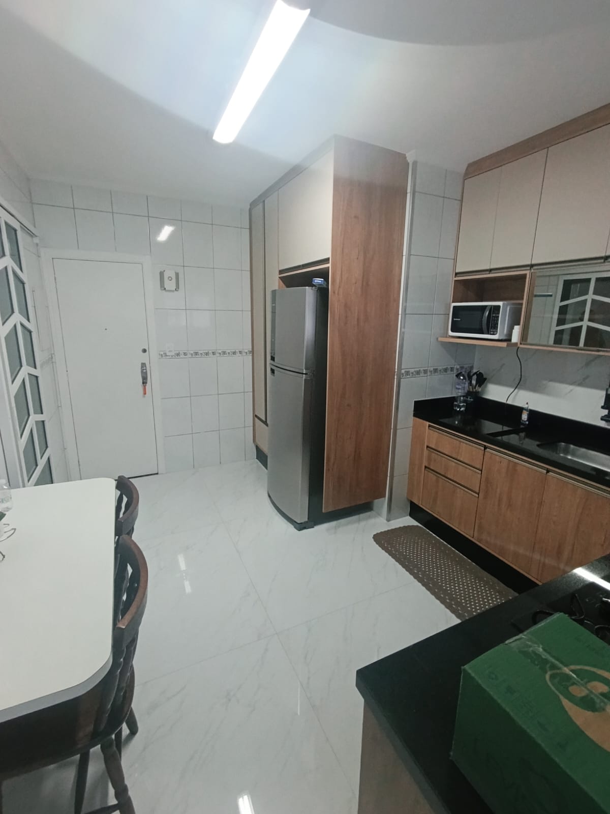 Foto do Imóvel - LINDO APARTAMENTO 02 DORMS NO EMBARÉ EM SANTOS SP