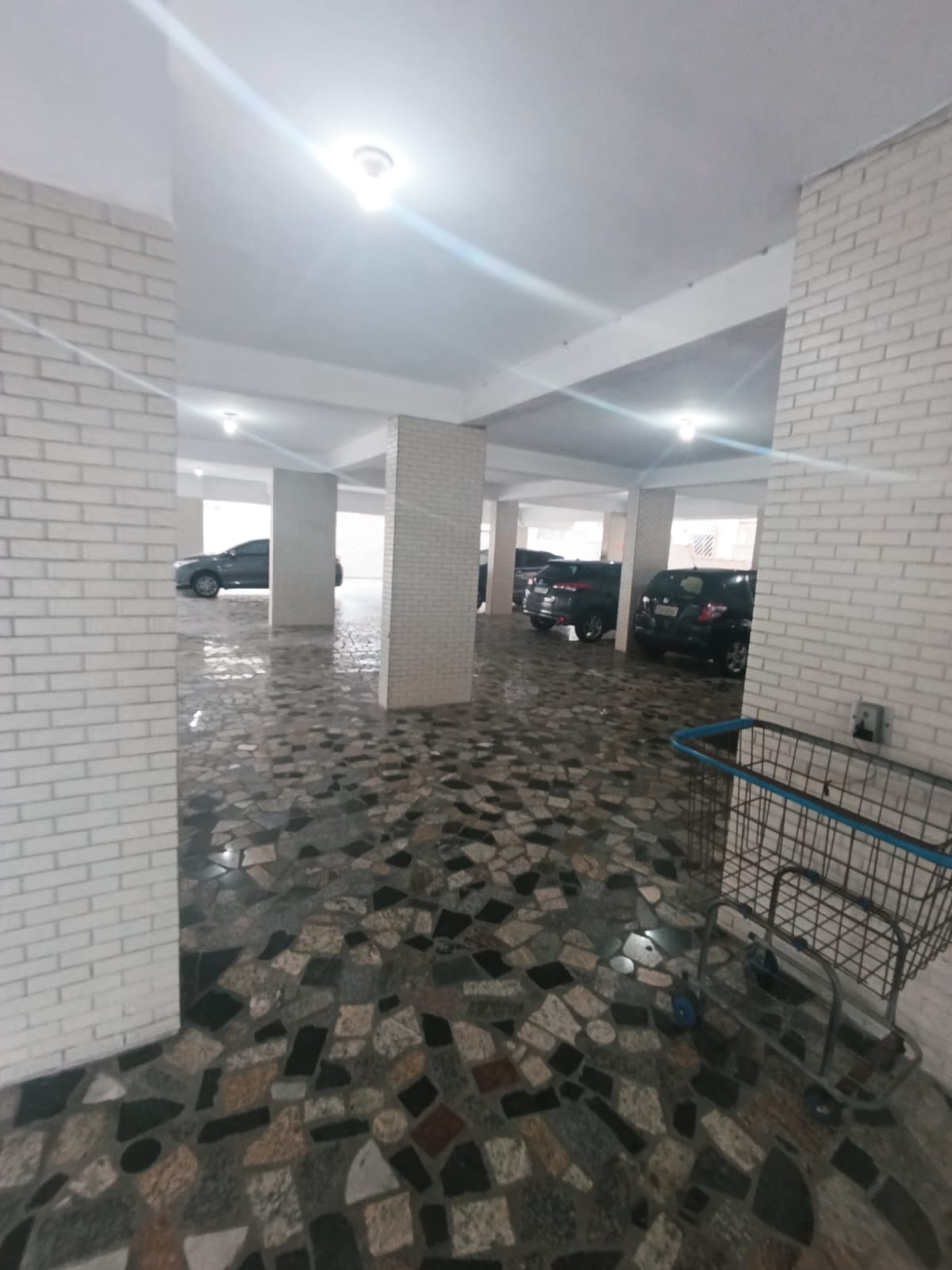 Foto do Imóvel - LINDO APARTAMENTO 02 DORMS NO EMBARÉ EM SANTOS SP