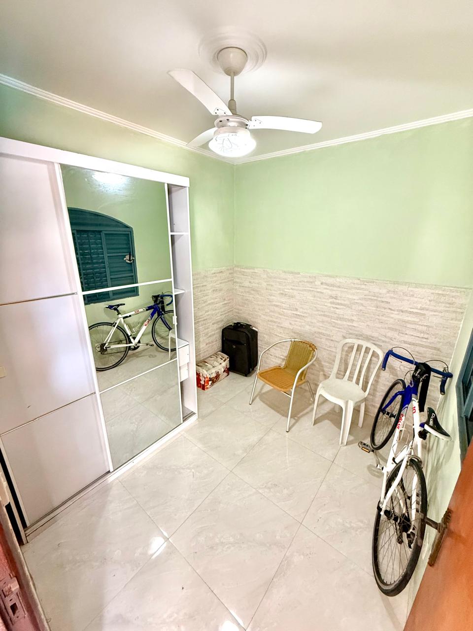 Foto do Imóvel - LINDA CASA 06 DORMS COM LAZER NO EMBARÉ EM SANTOS/SP