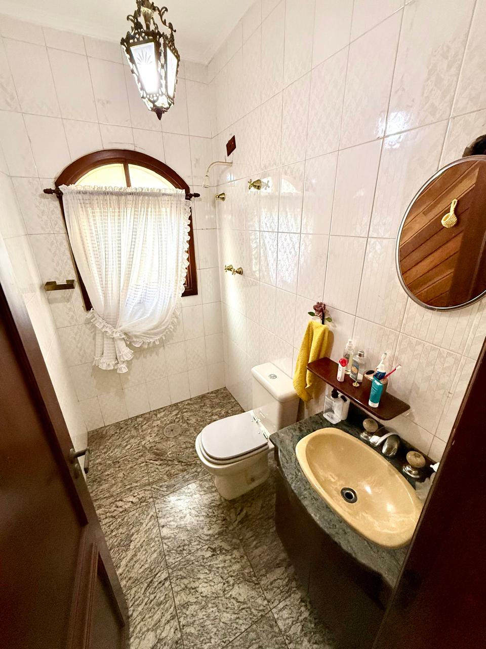 Foto do Imóvel - LINDA CASA 06 DORMS COM LAZER NO EMBARÉ EM SANTOS/SP