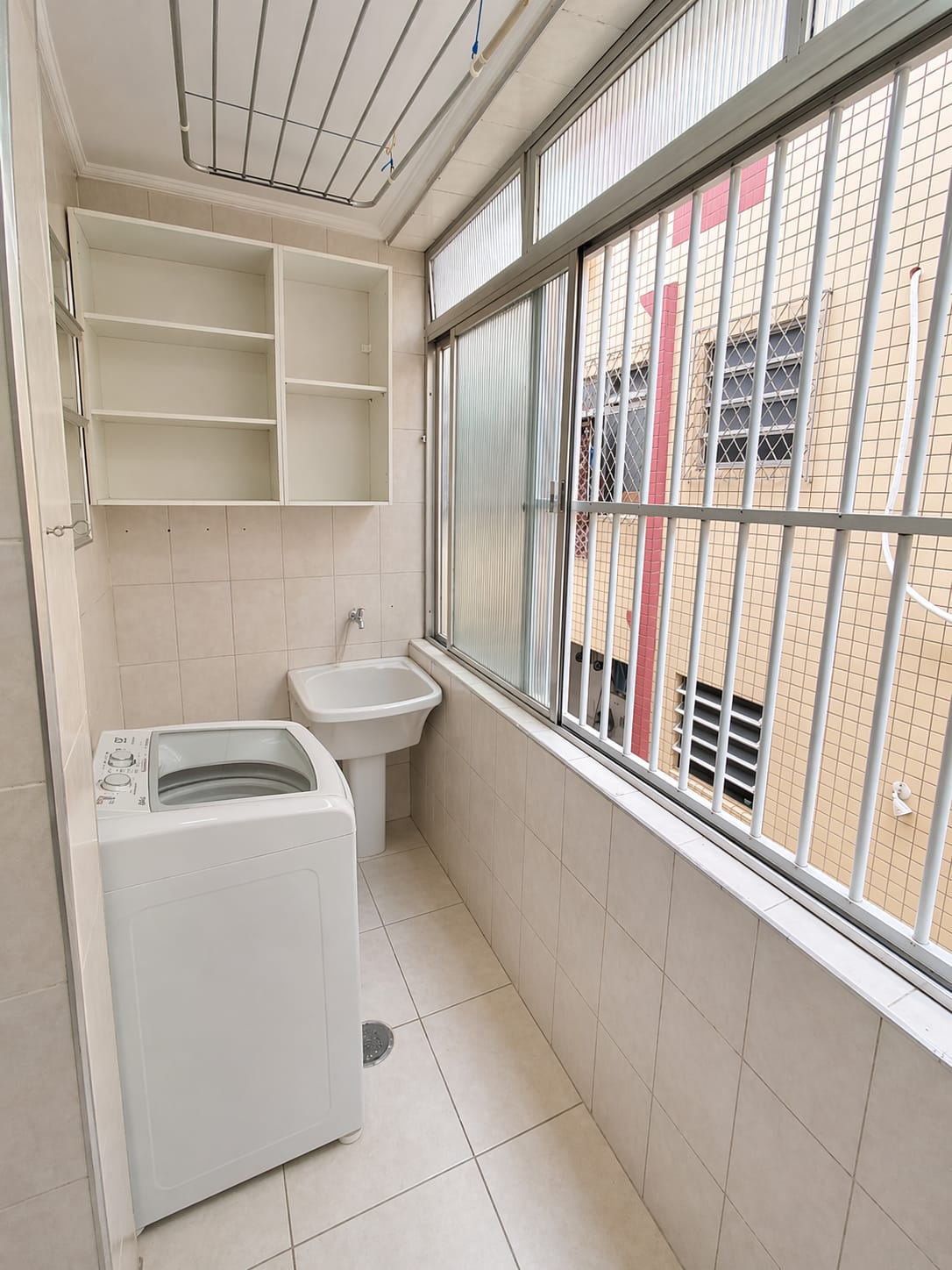 Foto do Imóvel - Lindo ap. 01 dorm reformado no Embaré em Santos/SP