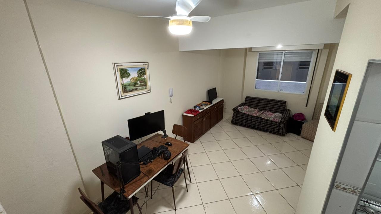 Foto do Imóvel - 01 dorm frente mar no Embaré em Santos/SP