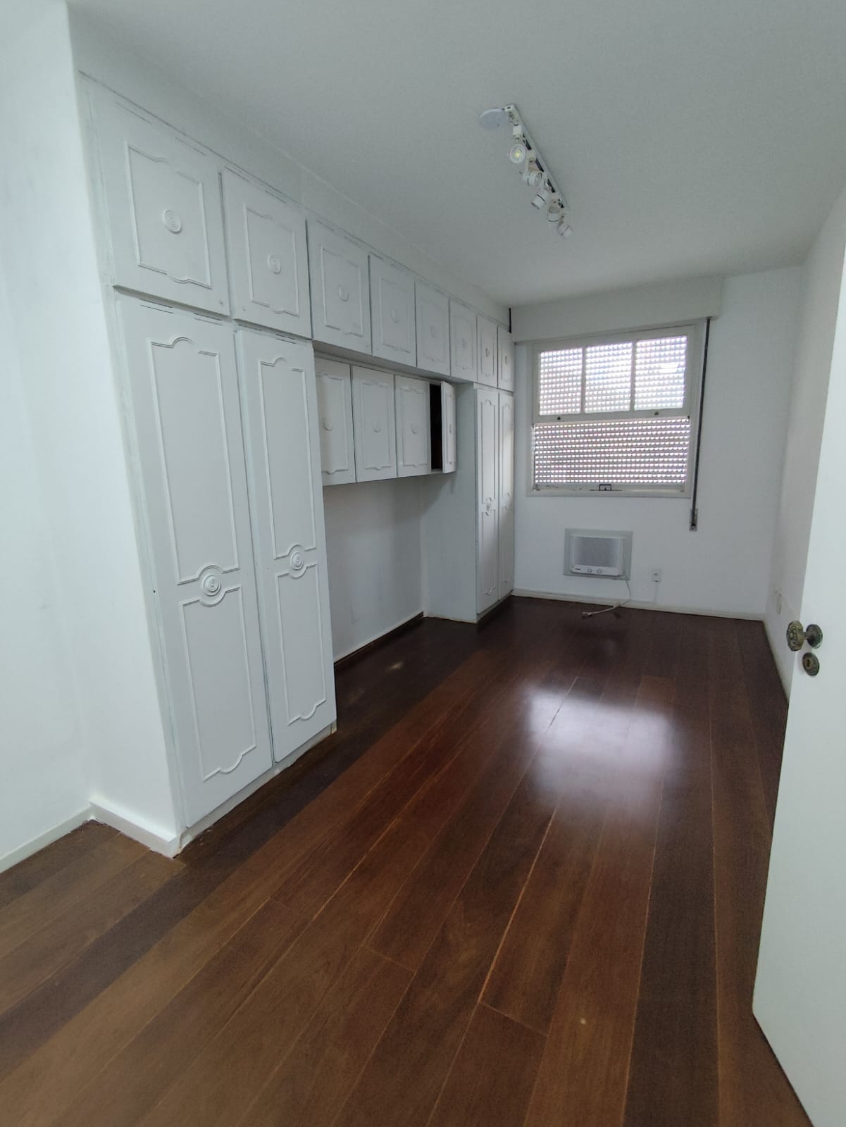 Foto do Imóvel - Lindo apartamento 03 dorms à Venda ou Locação no Embaré em Santos/SP