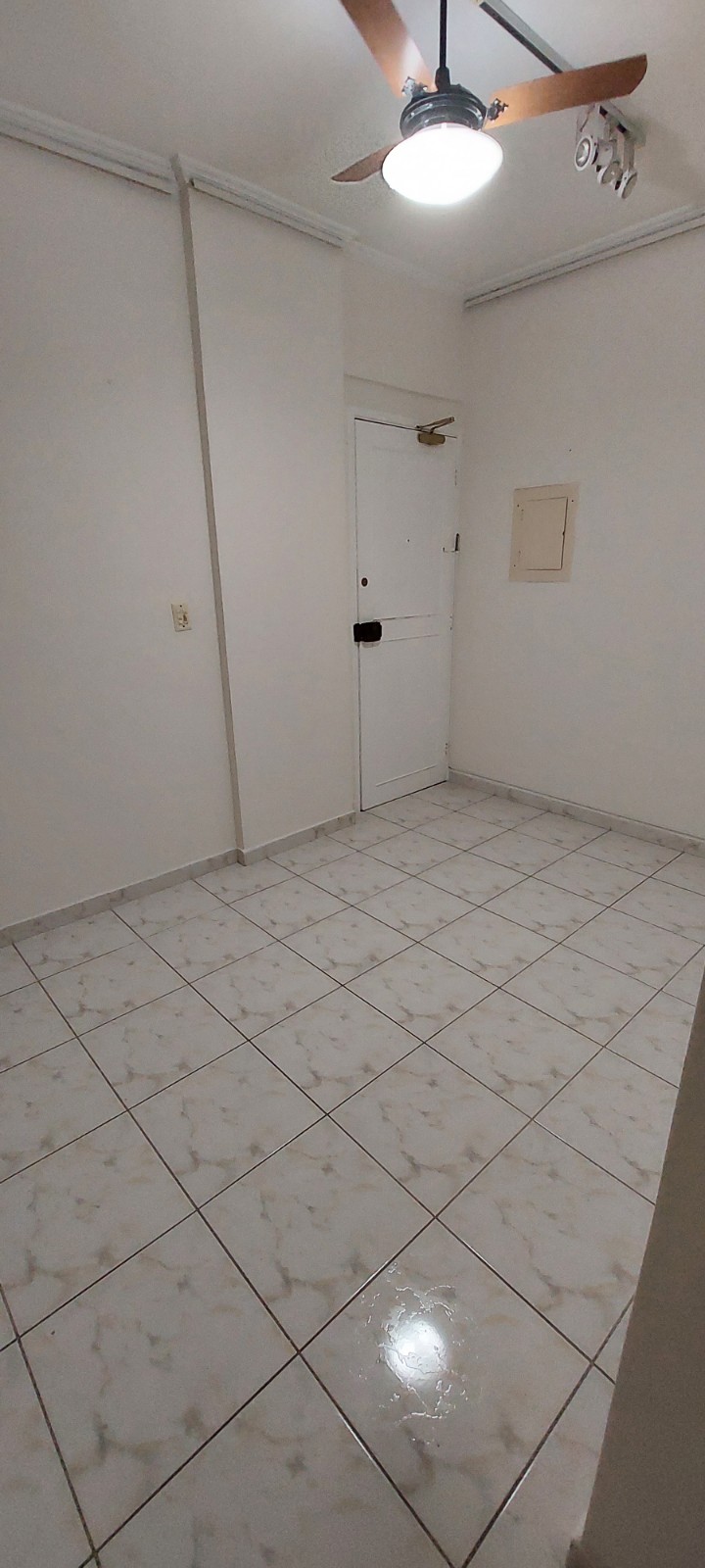 Foto do Imóvel - Sala Comercial com 03 salas em excelente ponto em Santos/SP