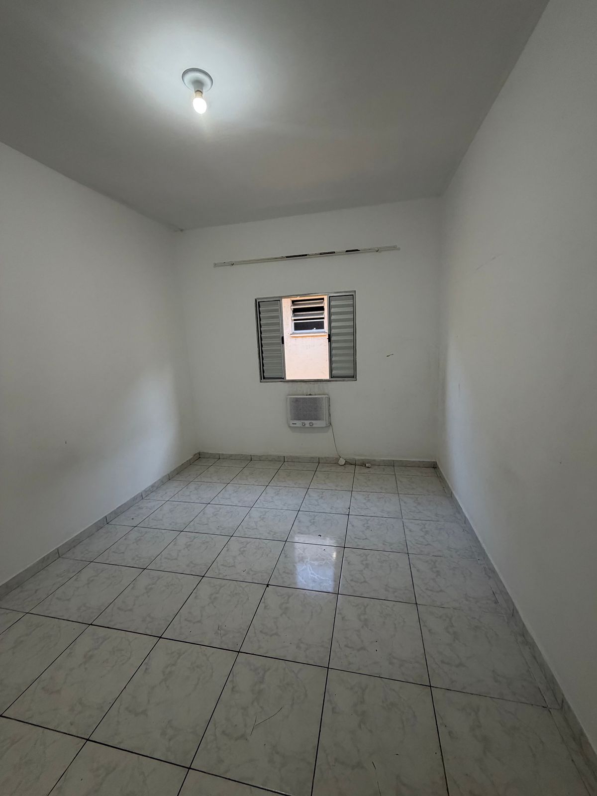 Foto do Imóvel - Oportunidade 02 dorms no embaré em Santos/SP