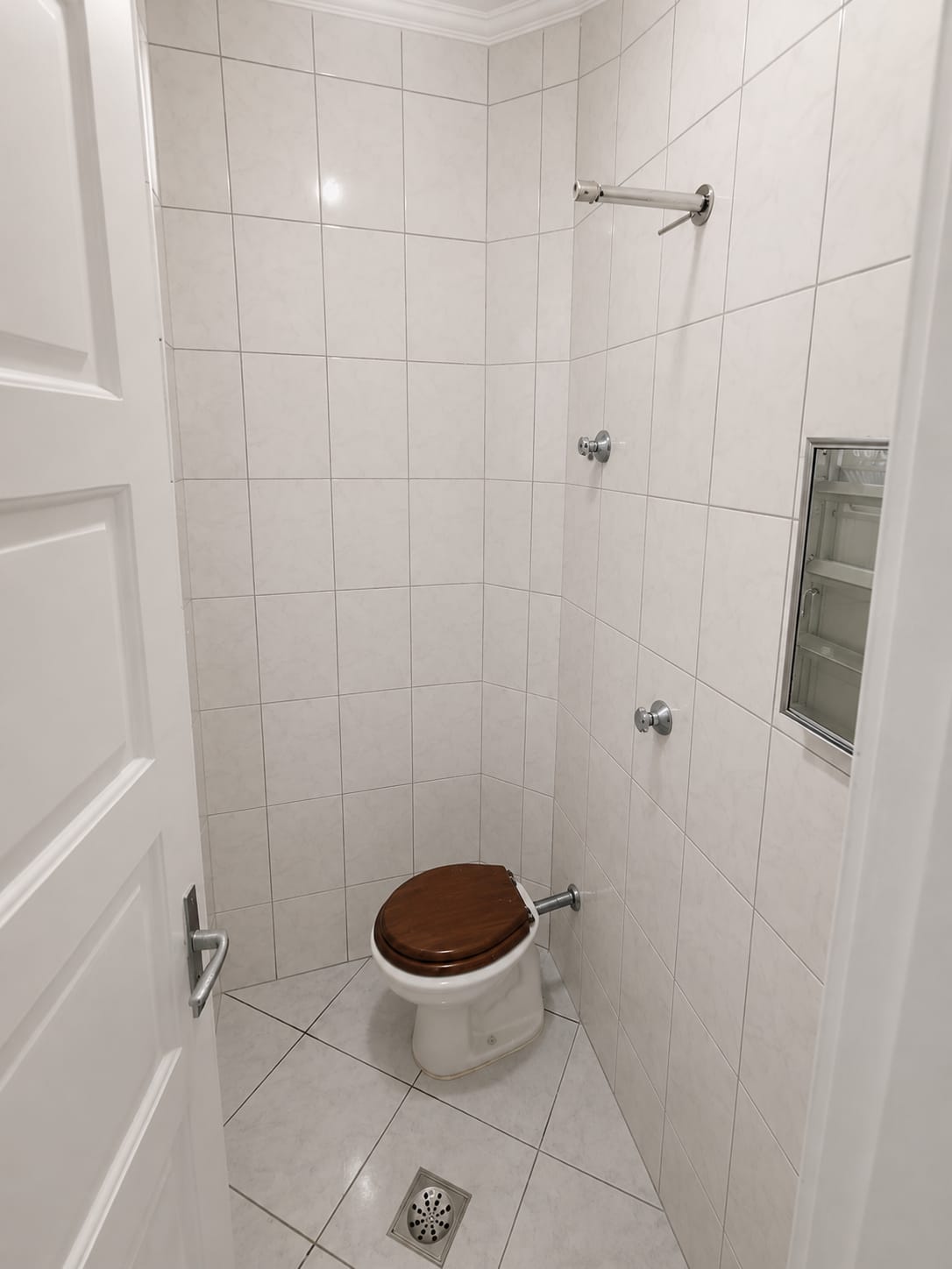 Foto do Imóvel - Lindo apartamento 03 dorms com garagem fechada e elevador no Embaré em Santos/SP