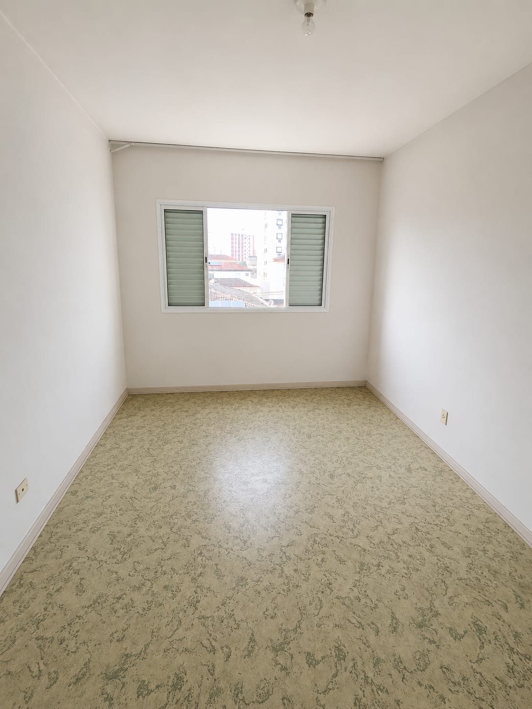 Foto do Imóvel - OPORTUNIDADE 03 DORMS 2 VAGAS NO EMBARÉ EM SANTOS/SP