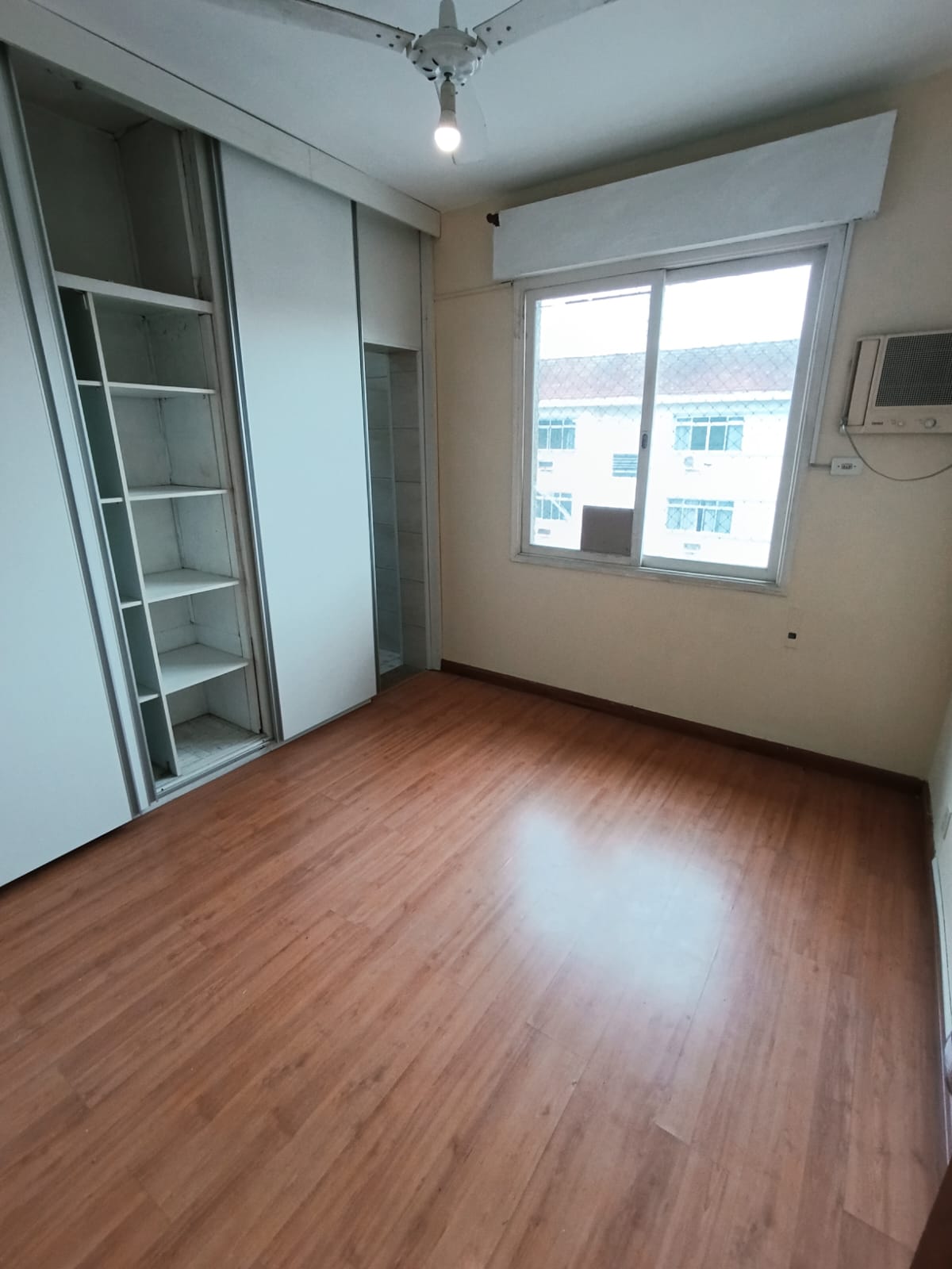 Foto do Imóvel - Excelente apartamento 3 dorms com vaga fechada no Embaré em Santos/SP