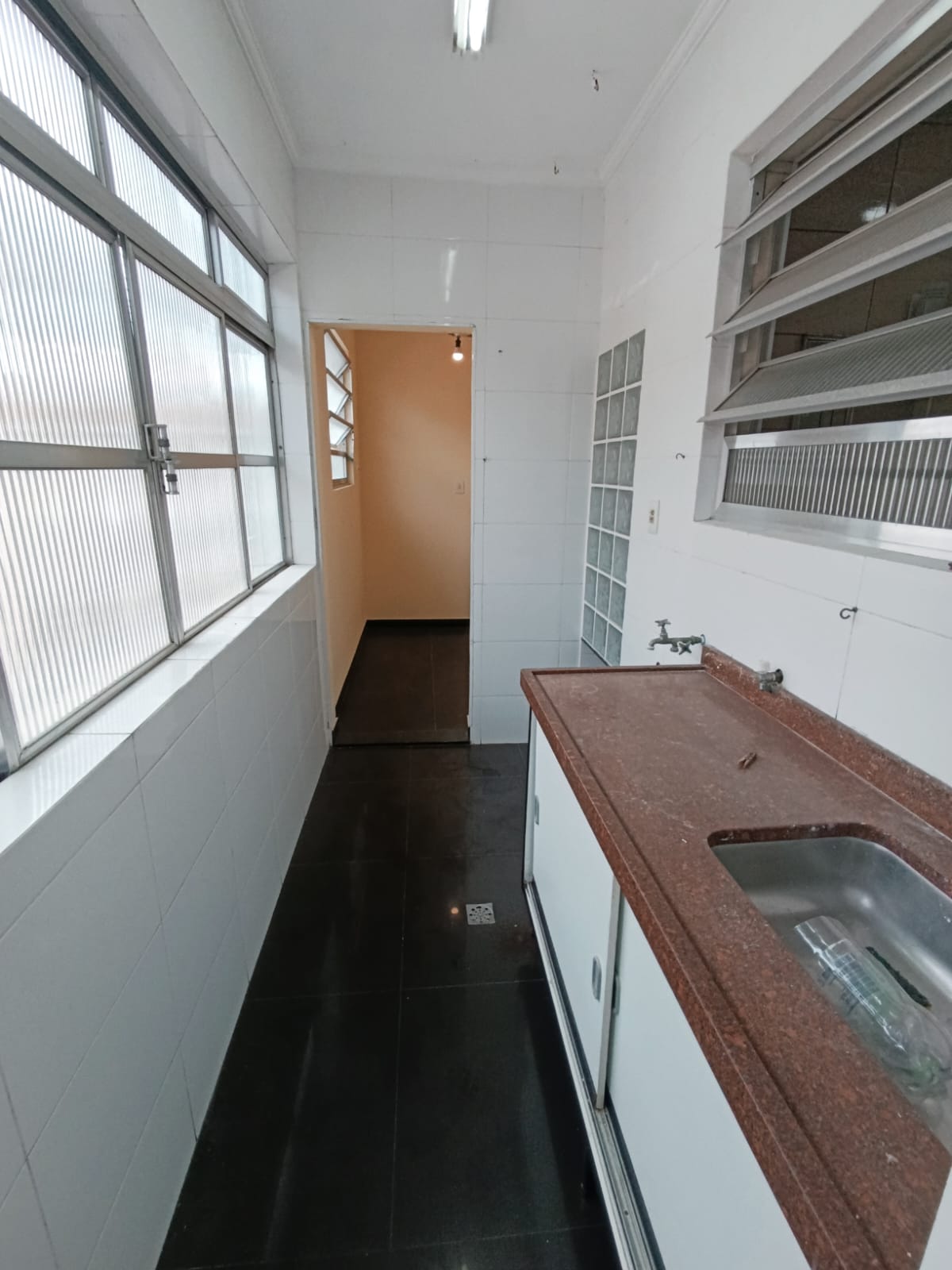 Foto do Imóvel - Excelente apartamento 3 dorms com vaga fechada no Embaré em Santos/SP