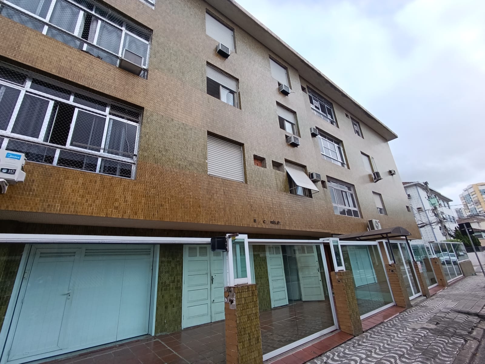 Foto do Imóvel - Excelente apartamento 3 dorms com vaga fechada no Embaré em Santos/SP