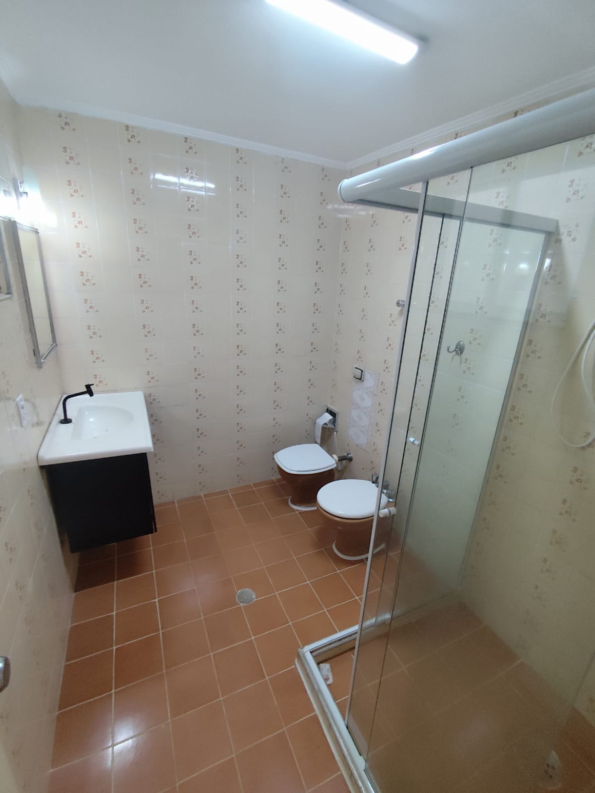 Foto do Imóvel - 02 dorms espaçoso com elevador e portaria no Embaré em Santos/SP